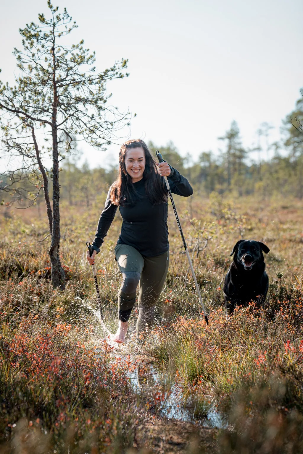 WILD TRAILS - Suon Sykkeessä aktiviteetti hiki ja huppelus, suojuoksu yhdistettynä jumpan kanssa